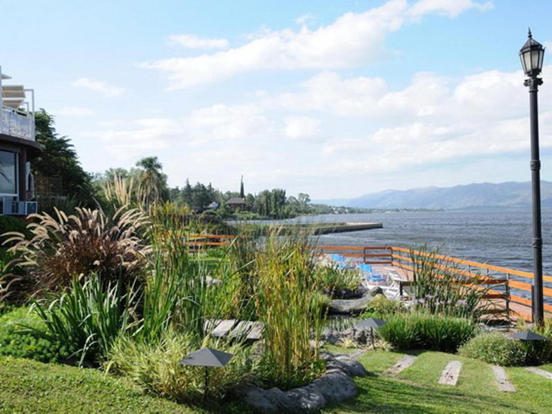 Lake Buenavista Apart Hotel & Suites Villa Carlos Paz Exterior photo