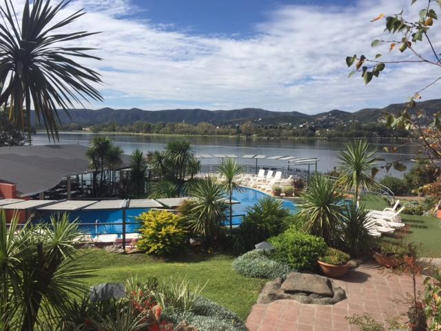 Lake Buenavista Apart Hotel & Suites Villa Carlos Paz Exterior photo